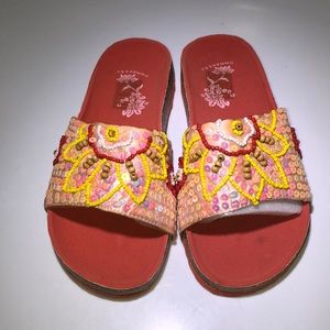 Confetti France Slides/ Flip Flops Peach